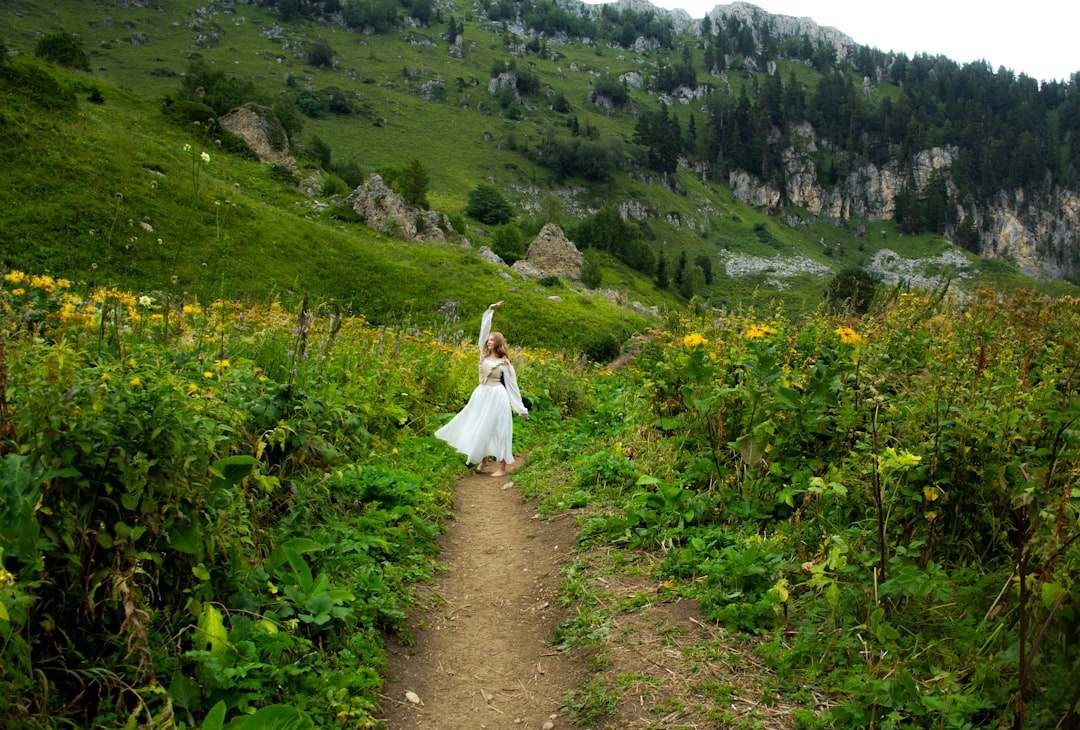 Planning a Montana Wedding: Best Weather Windows by Region